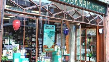 H H Dickman Chemist - Earwax Removal - Travel Vaccines - Blood Tests - Berkhamsted Hp4 1Bb
