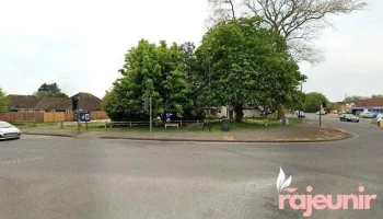 Jhoots pharmacy - Aldwick