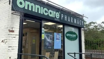 Omnicare Pharmacy Deans & Travel Clinic. - Livingston
