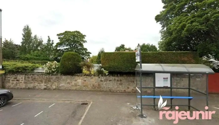 Barnton Pharmacy And Travel Clinic - Alphega Pharmacy - Edinburgh