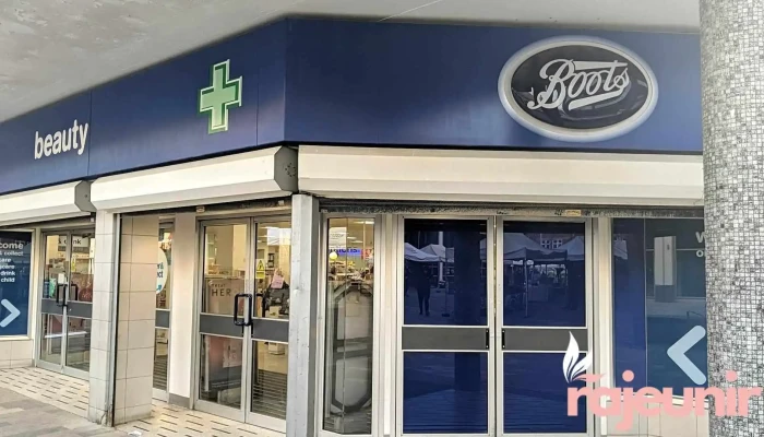 Boots - Barnsley S70 1Rt