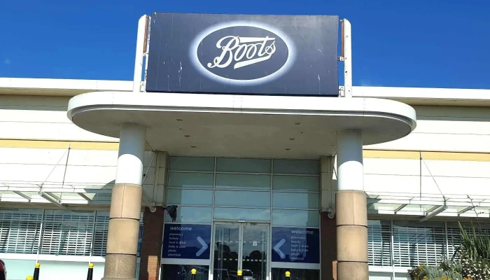 Boots -  Beauty Supply Store - Kirkcaldy