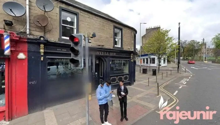 Boots - Dundee