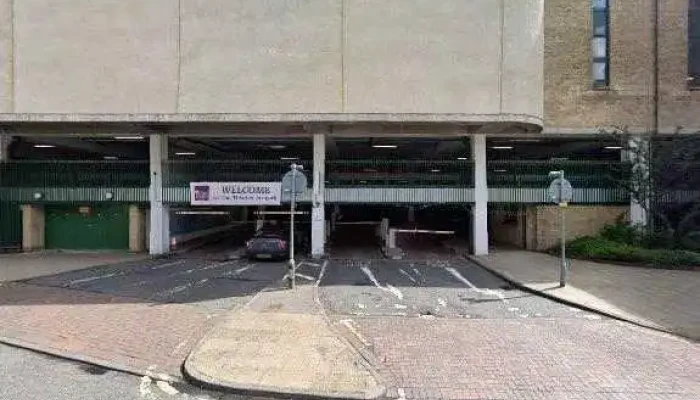 Boots -  Street View 360deg - Stirling