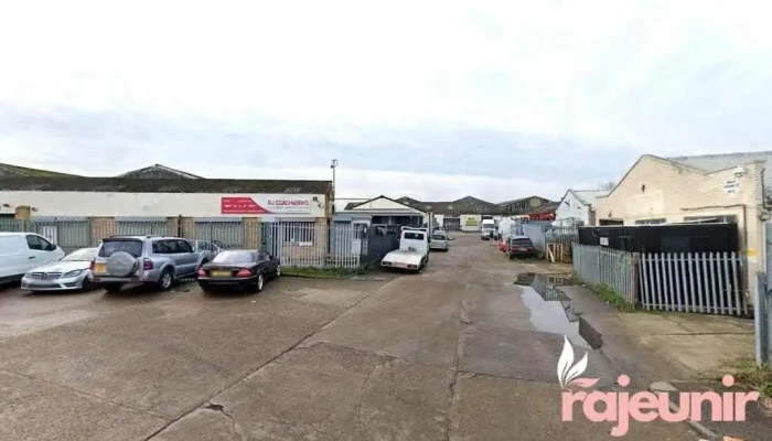 Crosstick Pharmacy - Rippleside Commercial Estate