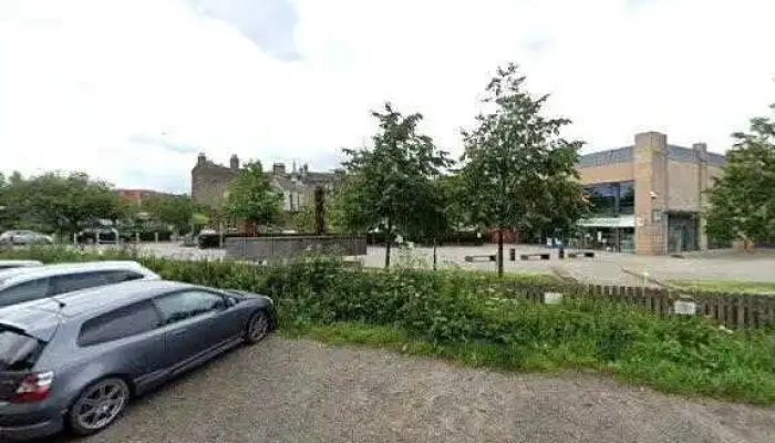 Edinburgh Travel Clinic At Avante Pharmacy -  Street View 360deg - Edinburgh