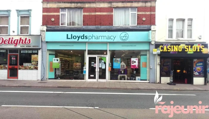 LloydsPharmacy - Redfield