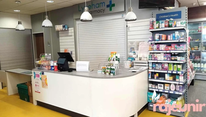Lyneham Pharmacy Weight Loss and Travel Clinic - The Grn