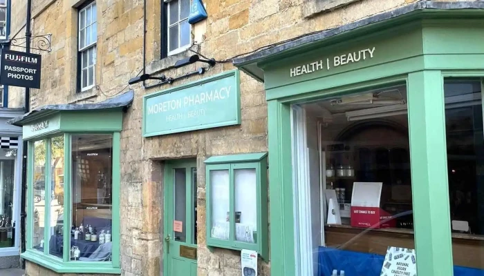 Moreton Pharmacy: Earwax removal clinic and Weight loss clinic - High St