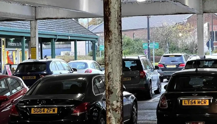 Morrisons -  Parking - Glasgow