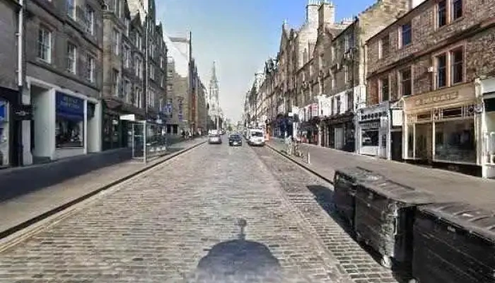 Right Medicine Pharmacy Royal Mile Street View 360deg - Edinburgh