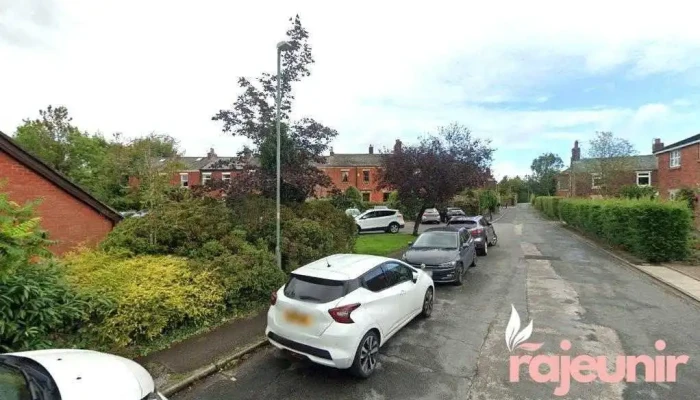 Rowlands Pharmacy Towngate - Leyland Pr25 2Eb