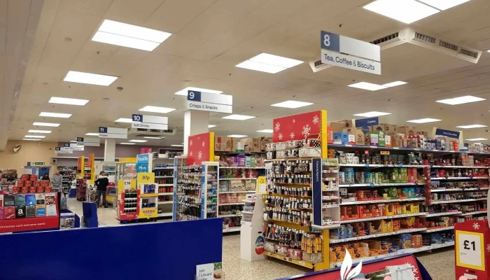Tesco Superstore - Barnstaple Ex32 8Pg
