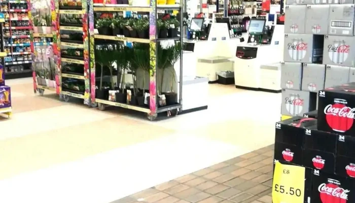 Tesco Superstore -  Inside - Dunfermline