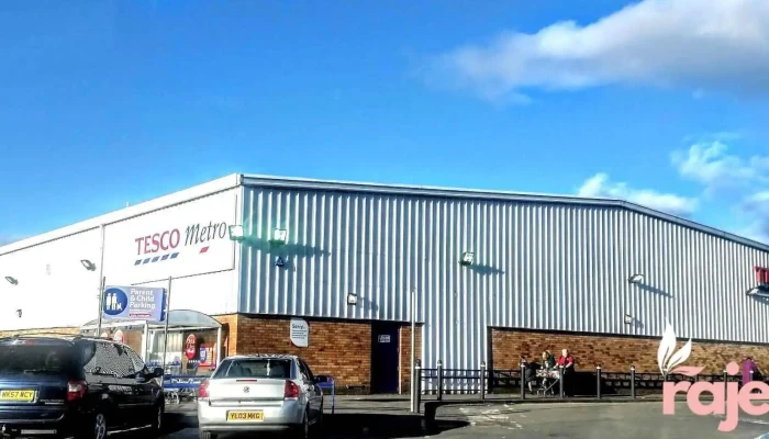 Tesco Superstore -  Parking - Dunfermline